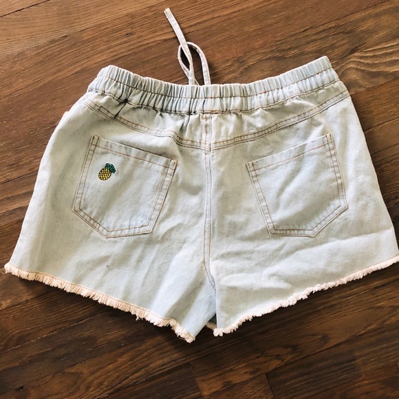 Drawstring Denim Pineapple Shorts L - Picture 2 of 2